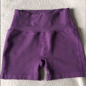 Alphalete r6 shorts (ultraviolet size medium)